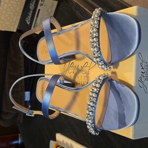 NIB Gorgeous Badgley Mischka Autumn Shoes